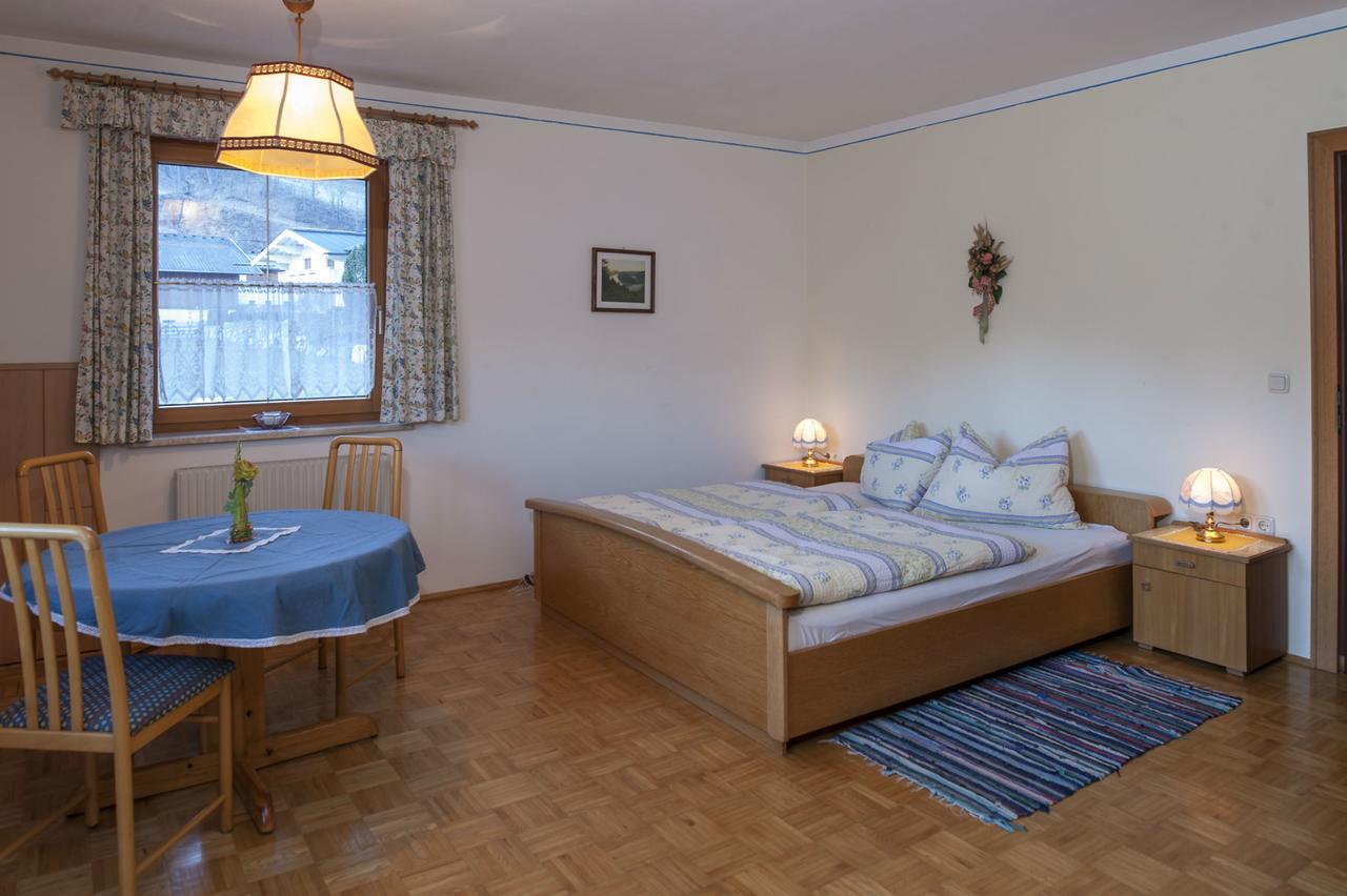 Haus Schoenegger Dorfgastein Room photo